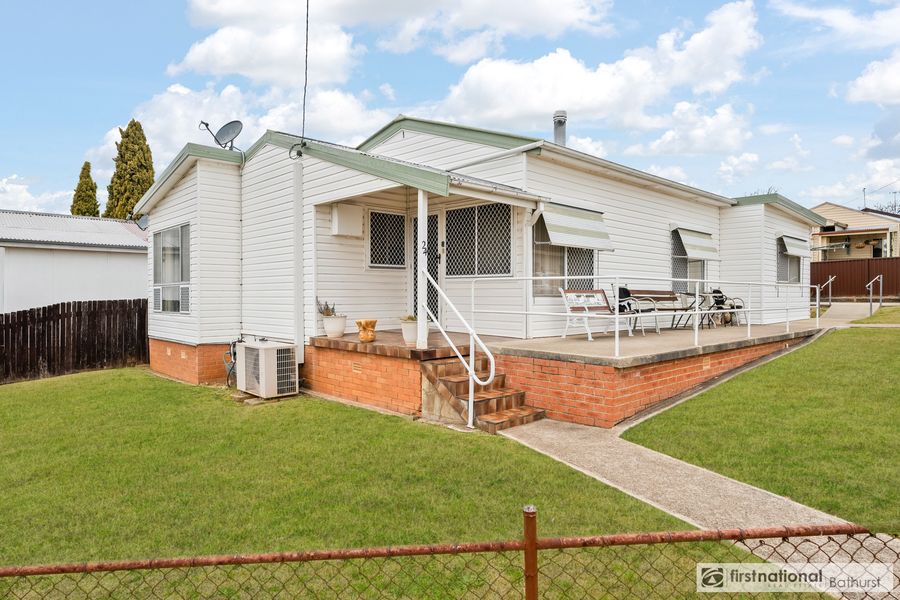 24 Moresby Way, West Bathurst NSW 2795, West Bathurst - Image 1
