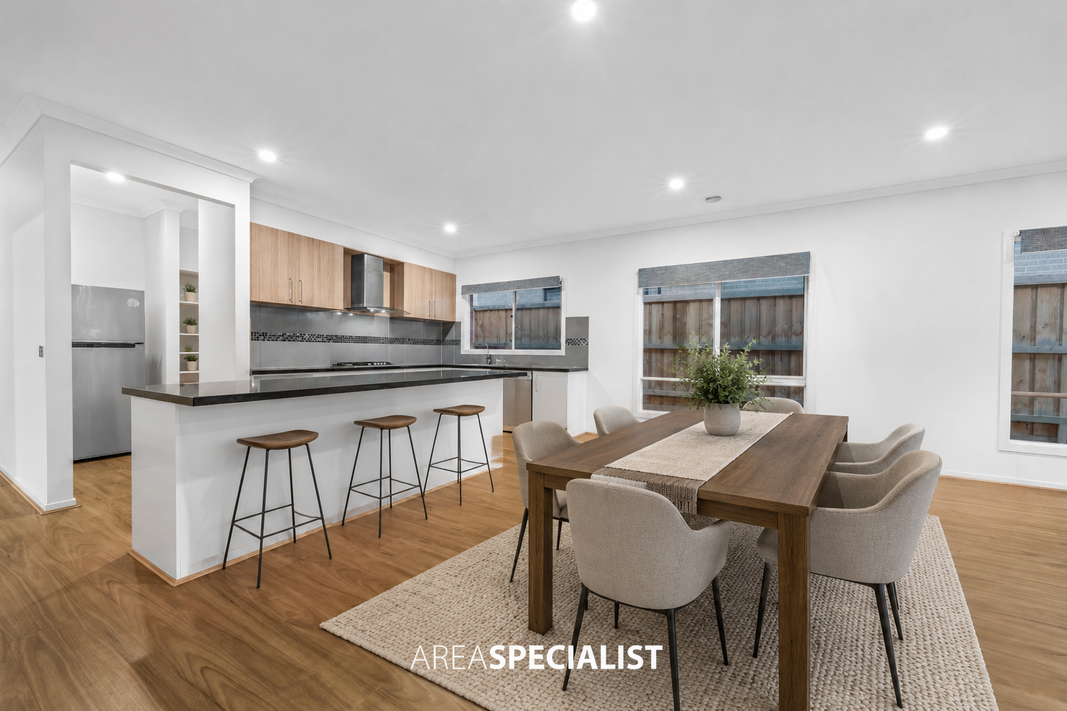8 Guling Rise, Clyde North, Clyde North - Thumbnail 8