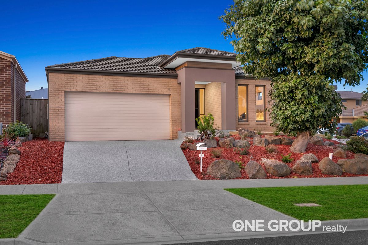 2 Darvel Drive, Mernda VIC