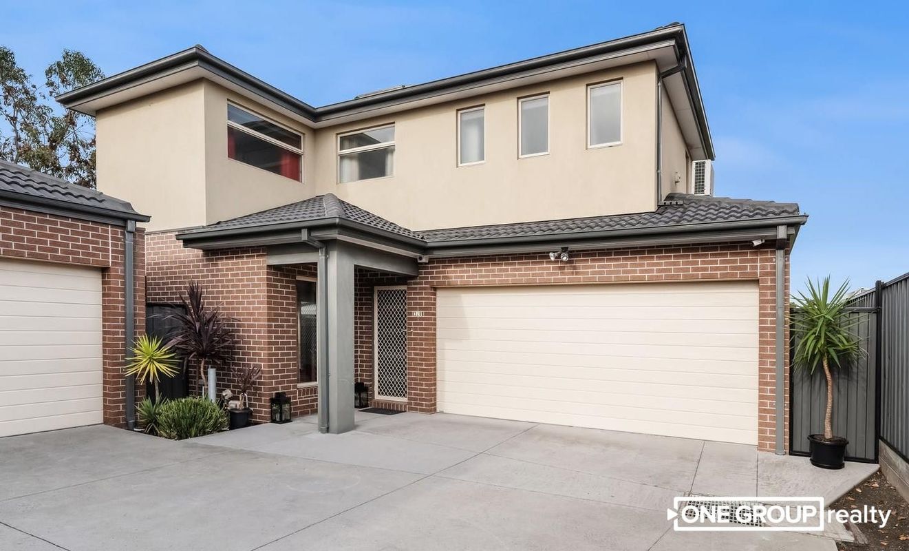 3/8 Pranom Close, Roxburgh Park VIC
