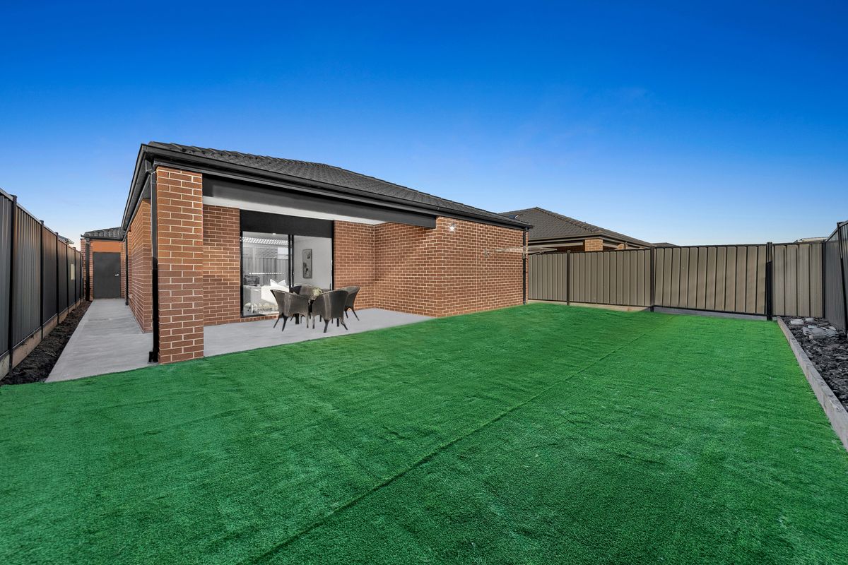 32 Whistler Circuit, Kalkallo VIC