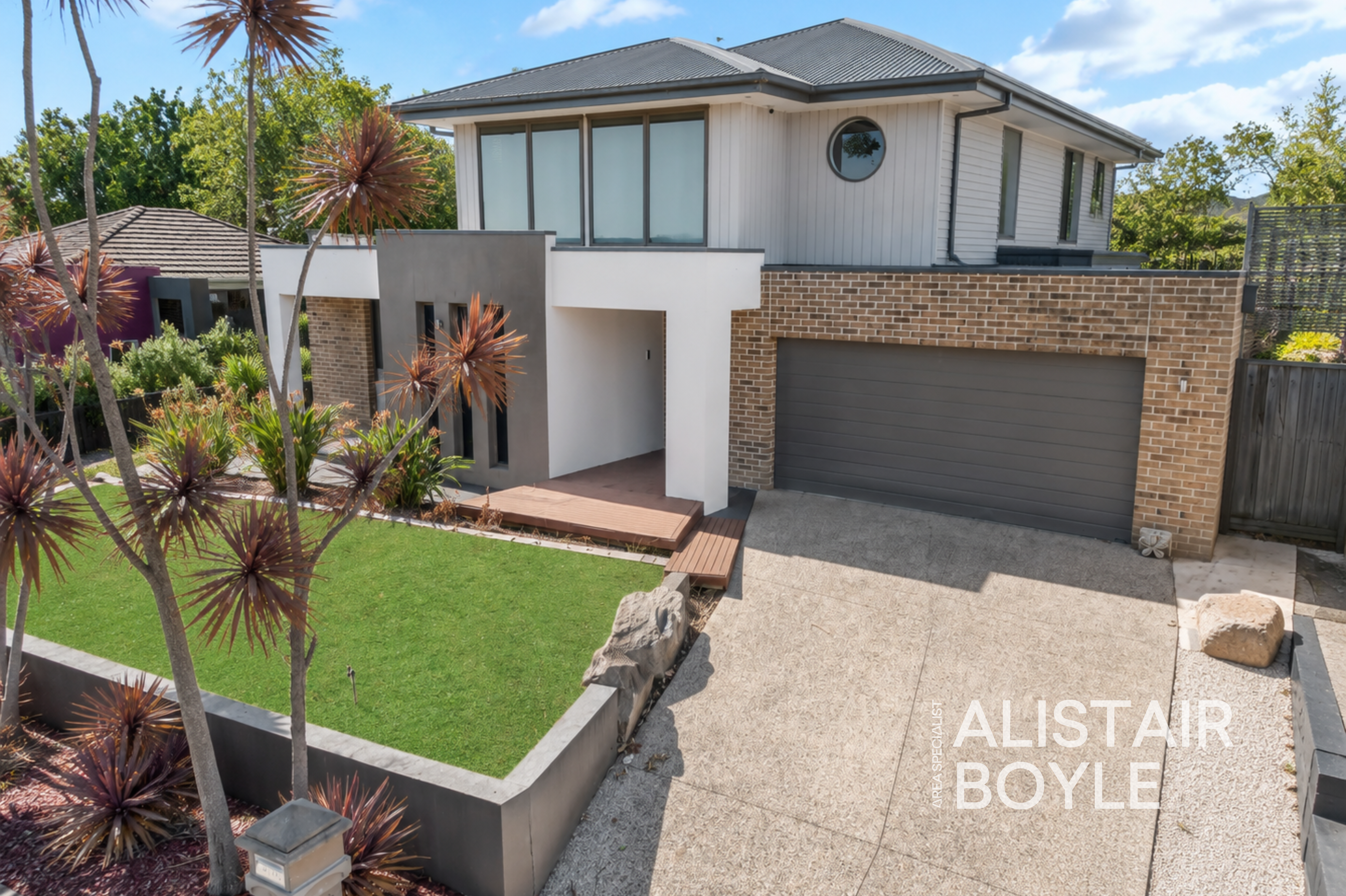 6 Fallingwater Drive, Pakenham, Pakenham - Image 1