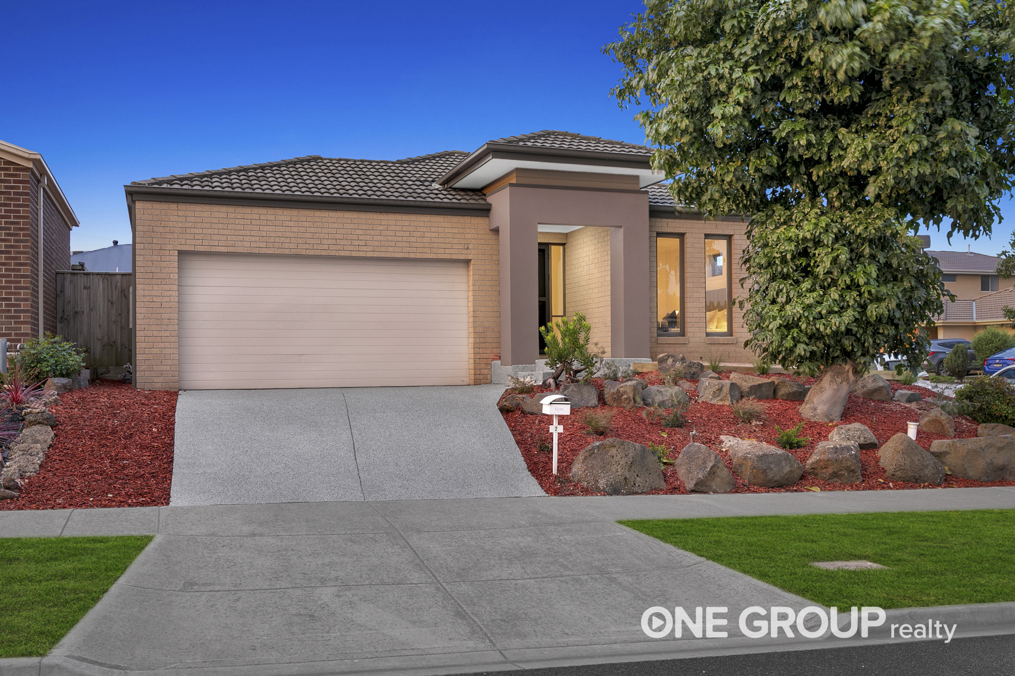 2 Darvel Drive, Mernda VIC