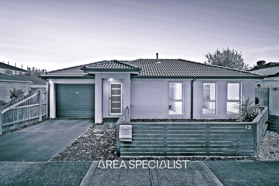 1/13 Raymond Avenue, Frankston, VIC 3199, Frankston - Image 1