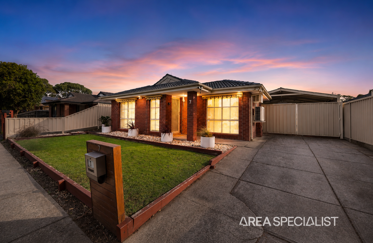 7 Celebration Court, Cranbourne West, Cranbourne West - Image 1