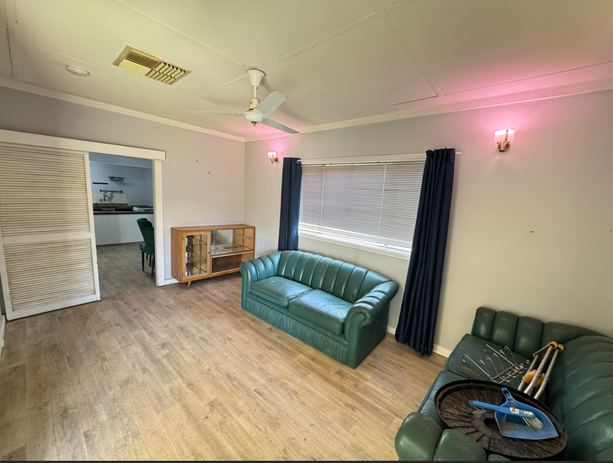 8 Oberthur Street, South Kalgoorlie WA 6430, South Kalgoorlie - Thumbnail 4