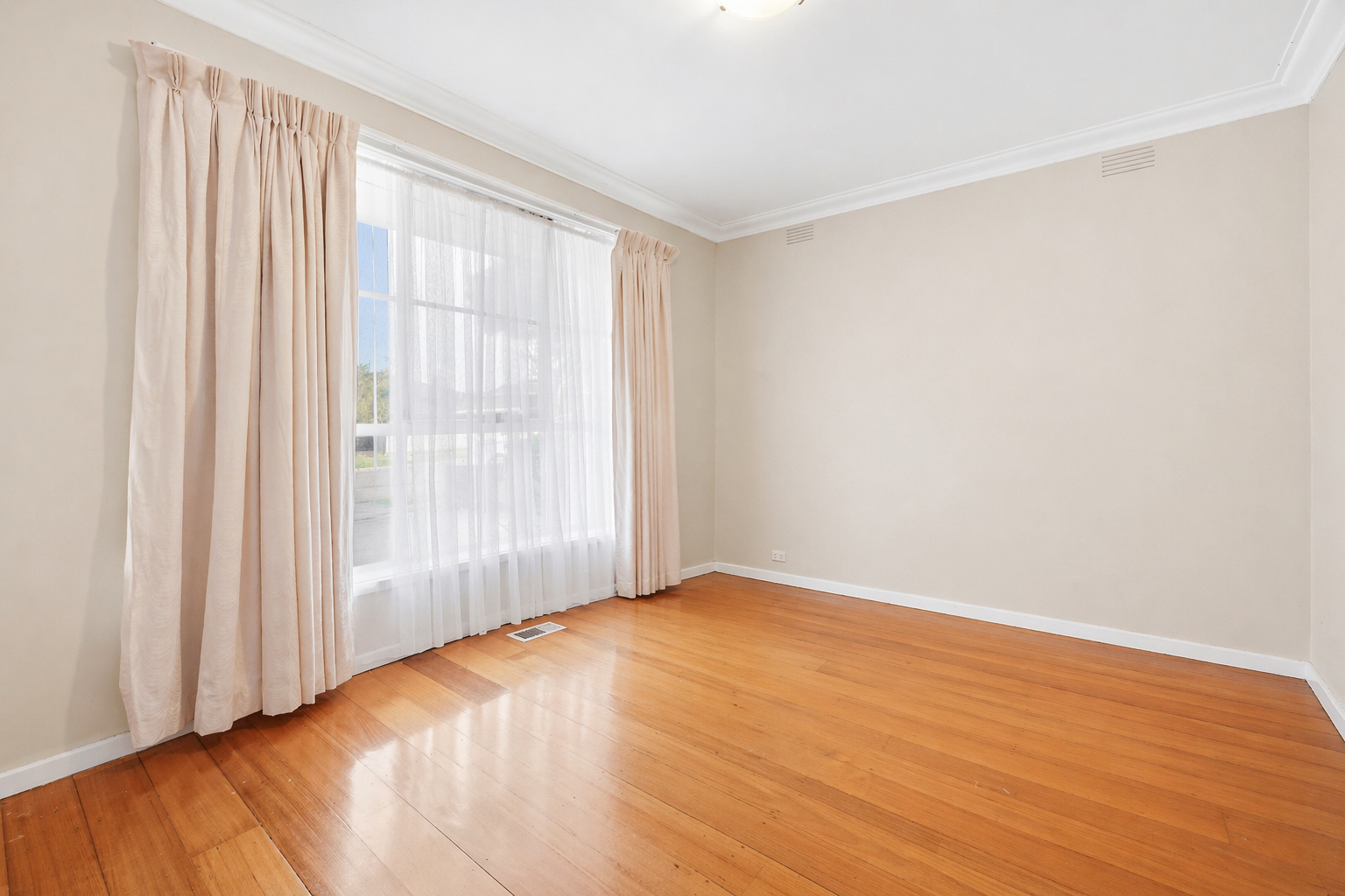 27 Bournemouth Avenue, Springvale, Springvale - Thumbnail 8