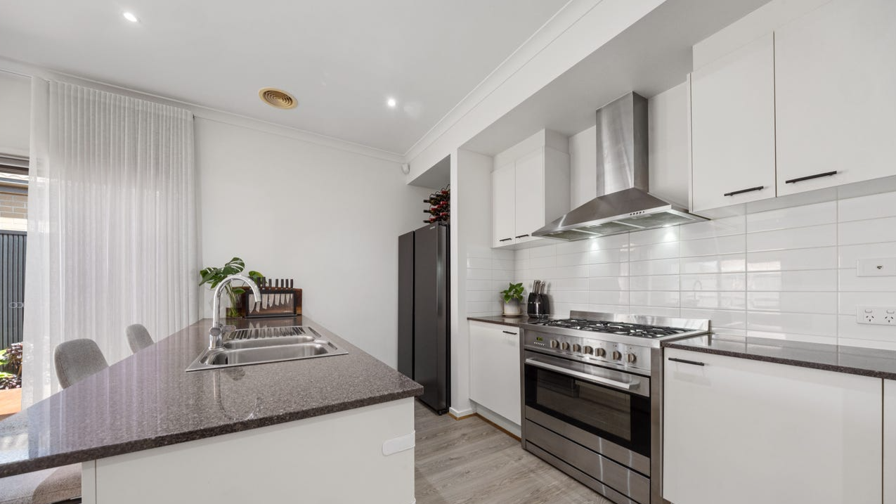 3 Keira Circuit, Werribee, Werribee - Thumbnail 6