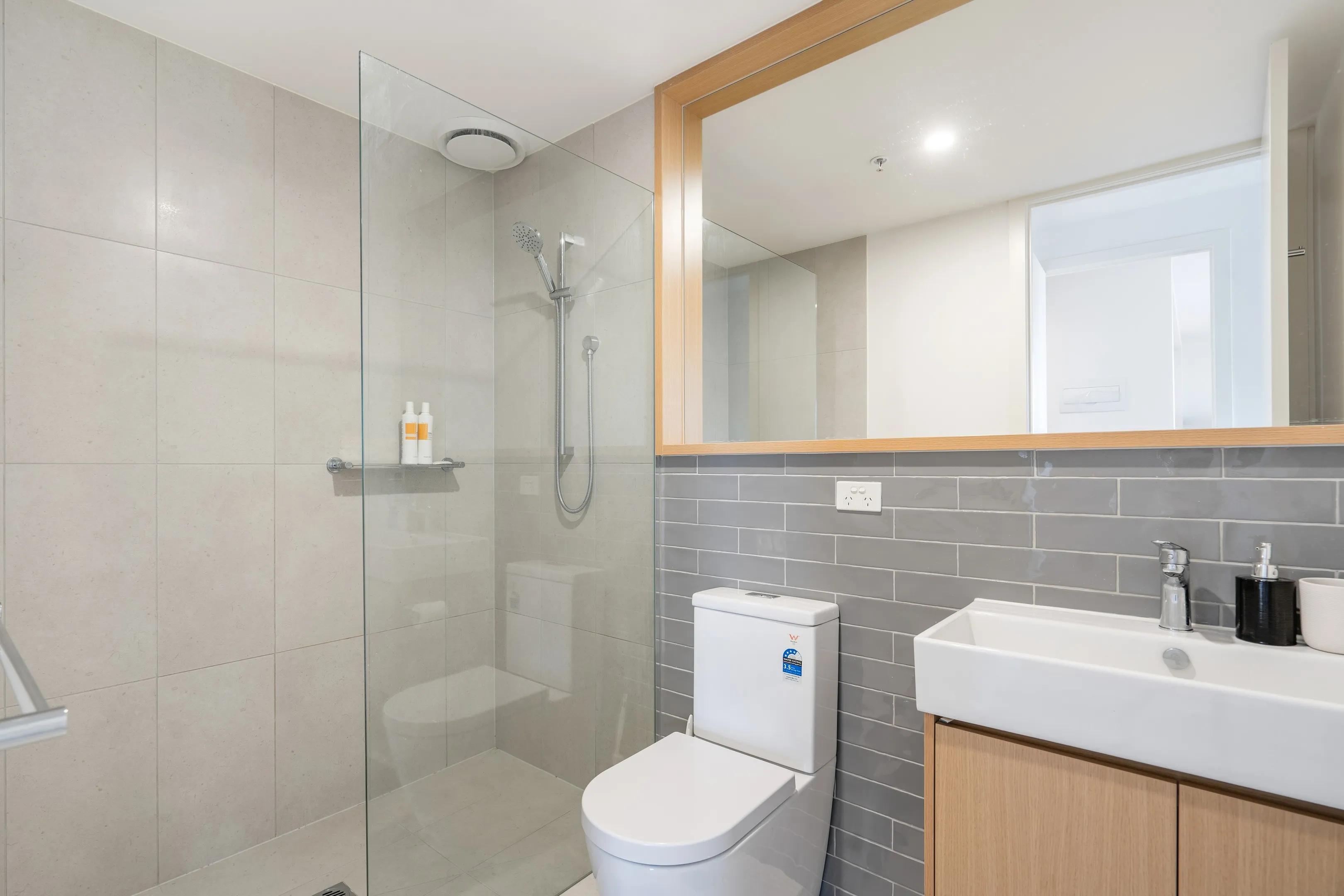 215/118 Cairnlea Drive, Cairnlea, VIC 3023, Cairnlea - Thumbnail 8
