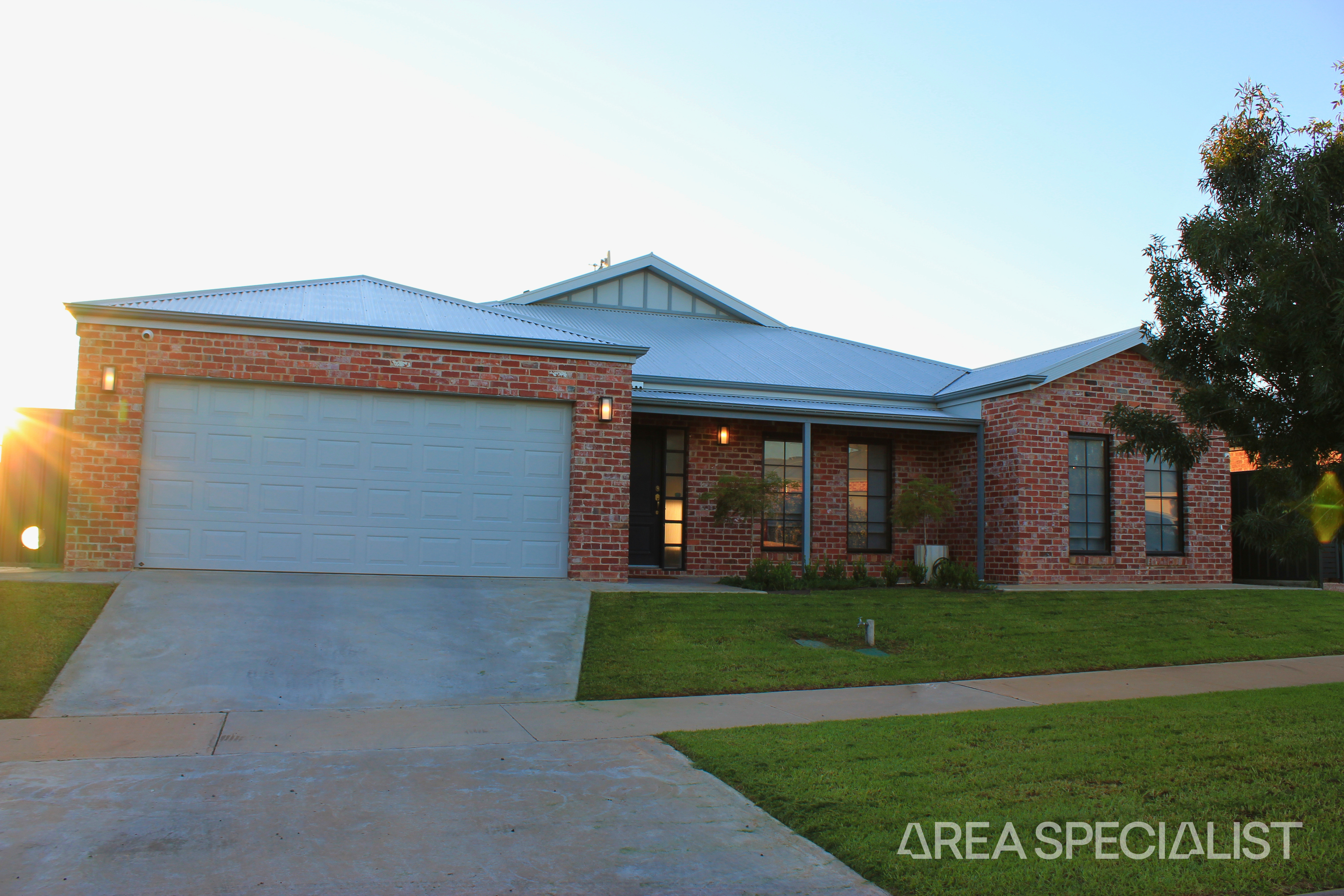 24 Livingstone Drive, Gol Gol NSW 2738, Gol Gol - Image 1