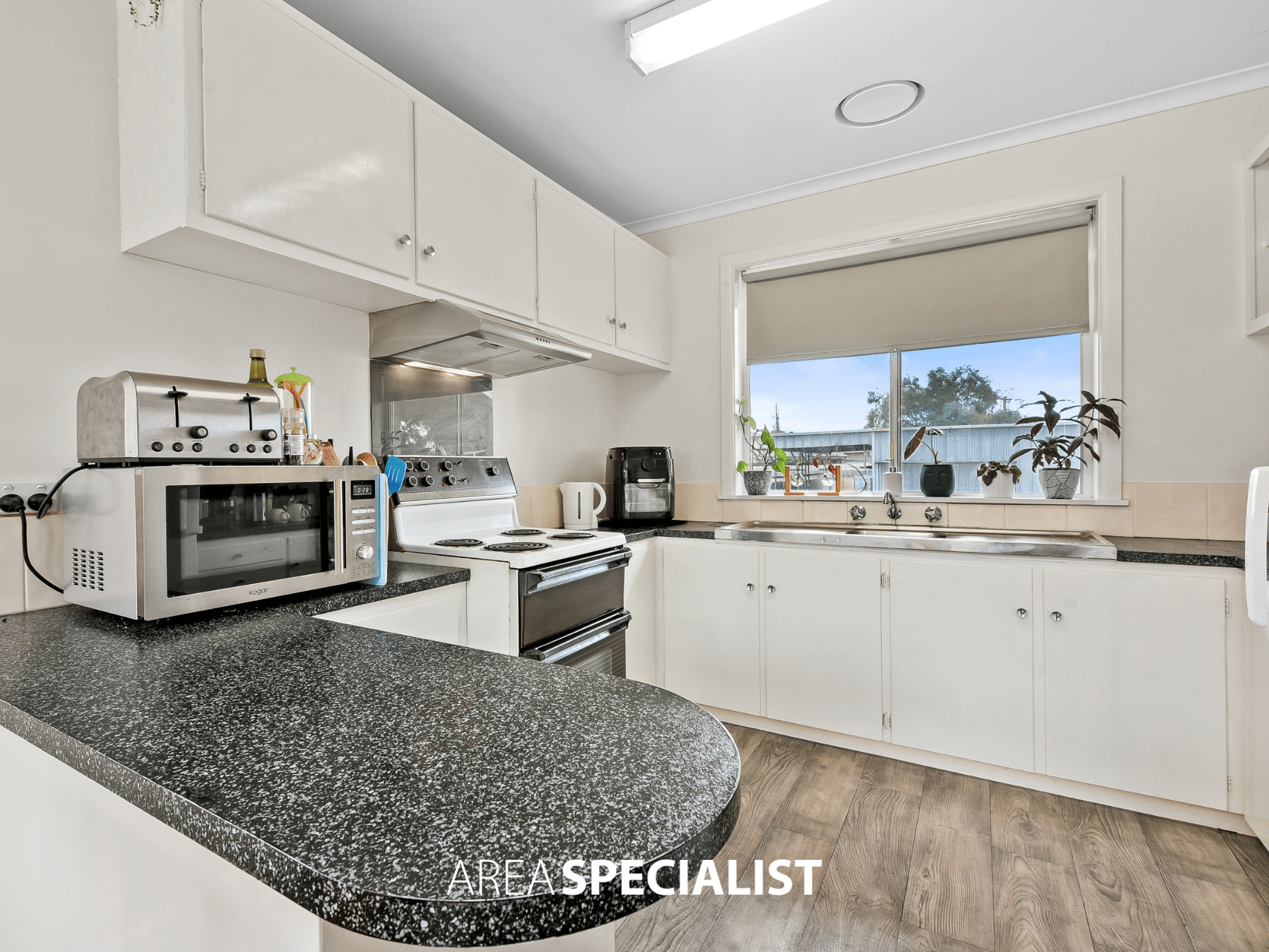 71 Princes Highway, Pakenham, VIC 3810, Pakenham - Thumbnail 6