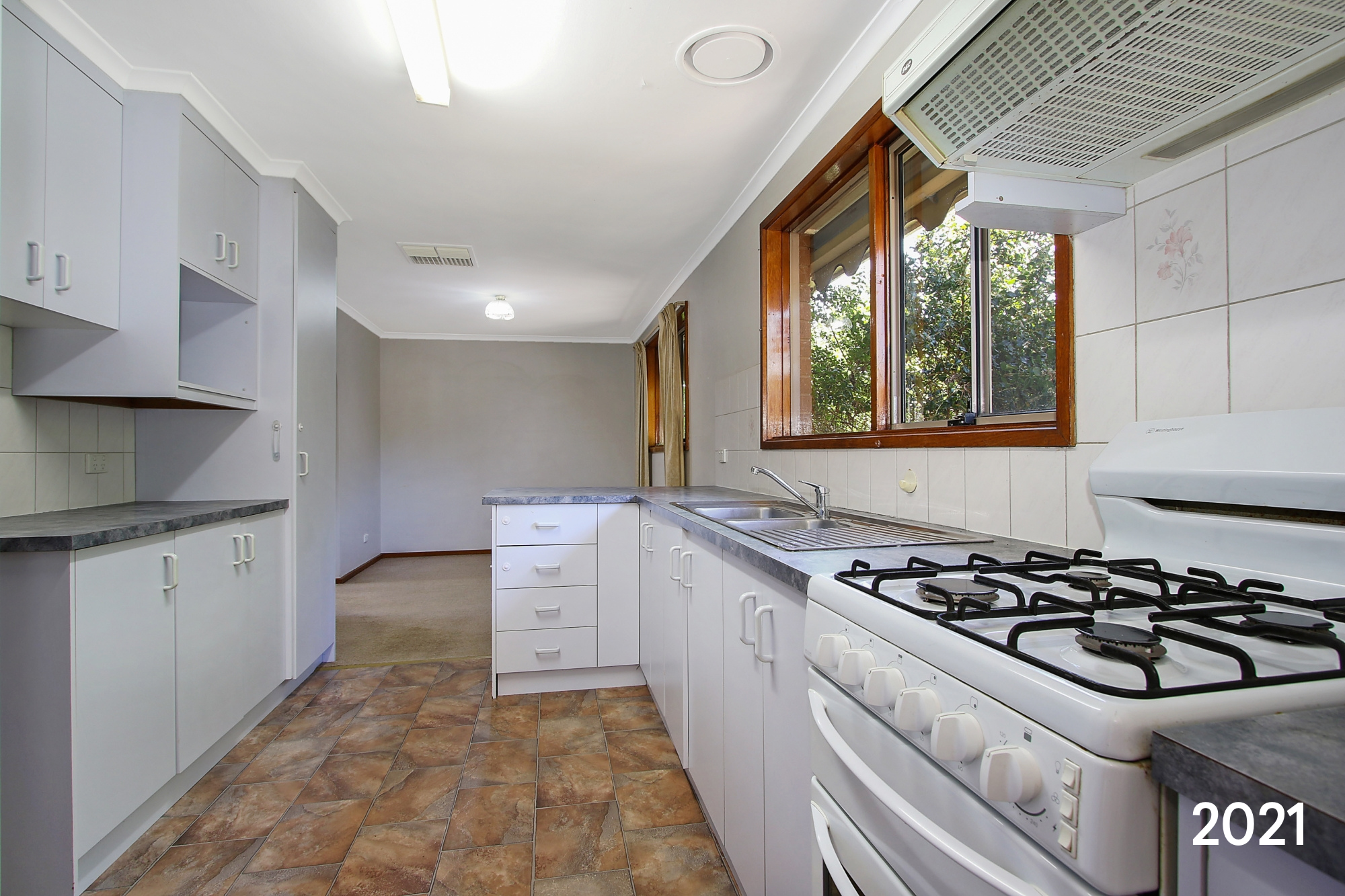 16 Crackenback Street, Thurgoona, NSW 2640, Thurgoona - Thumbnail 3