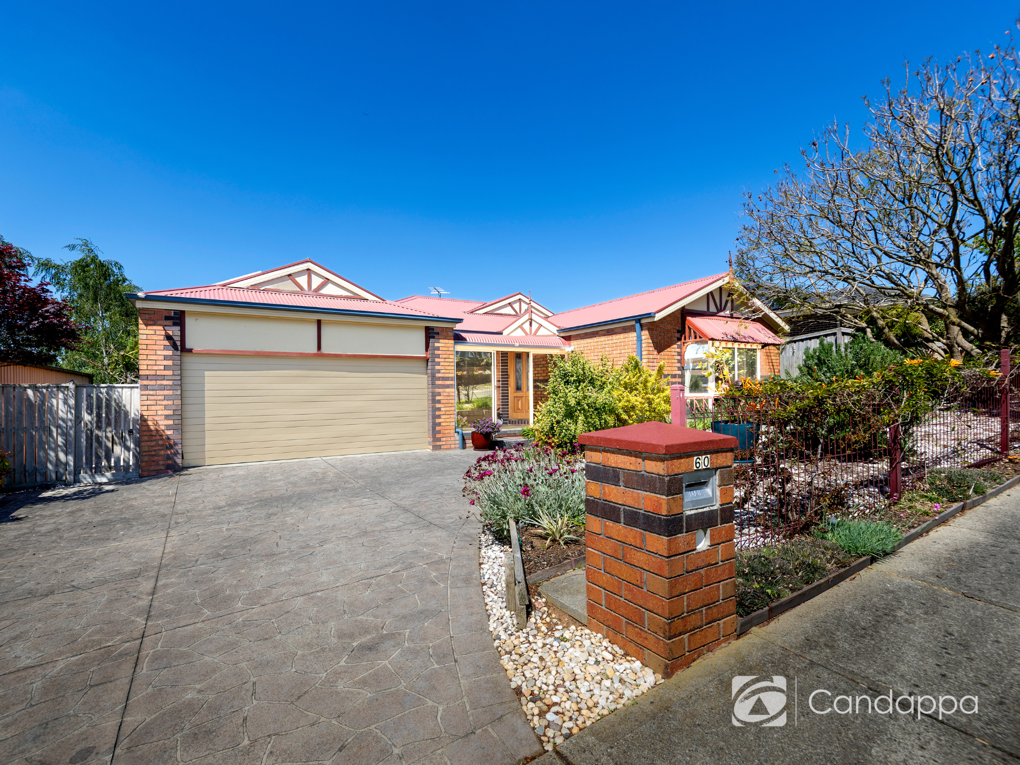 60 Outlook Drive, Drouin VIC 3818