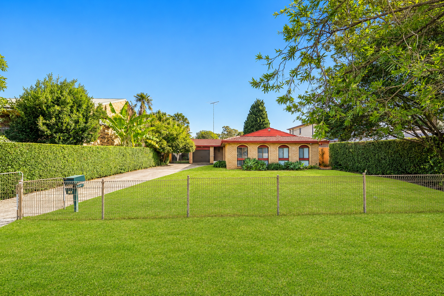 194 Lambeth Street, Picnic Point NSW 2213, Picnic Point - Image 1