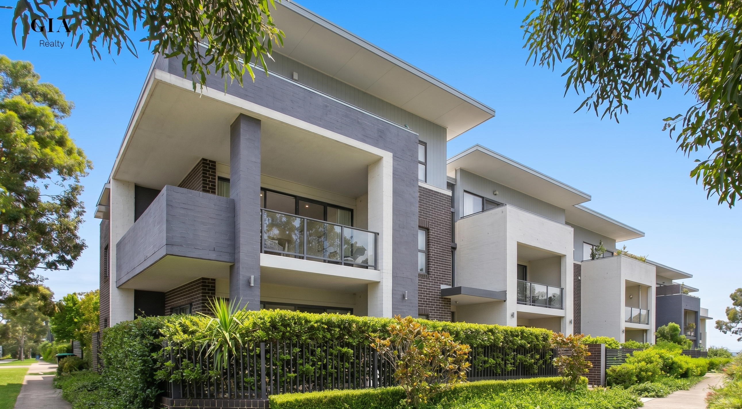 4/17 Birch Street, Bonnyrigg NSW 2177 - Image 1