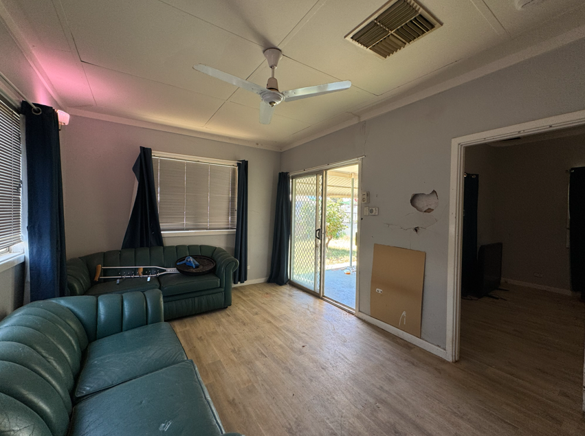 8 Oberthur Street, South Kalgoorlie WA 6430, South Kalgoorlie - Thumbnail 5