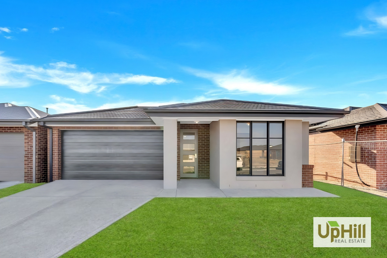 10 Saltcoats Road, Clyde North - Image 1