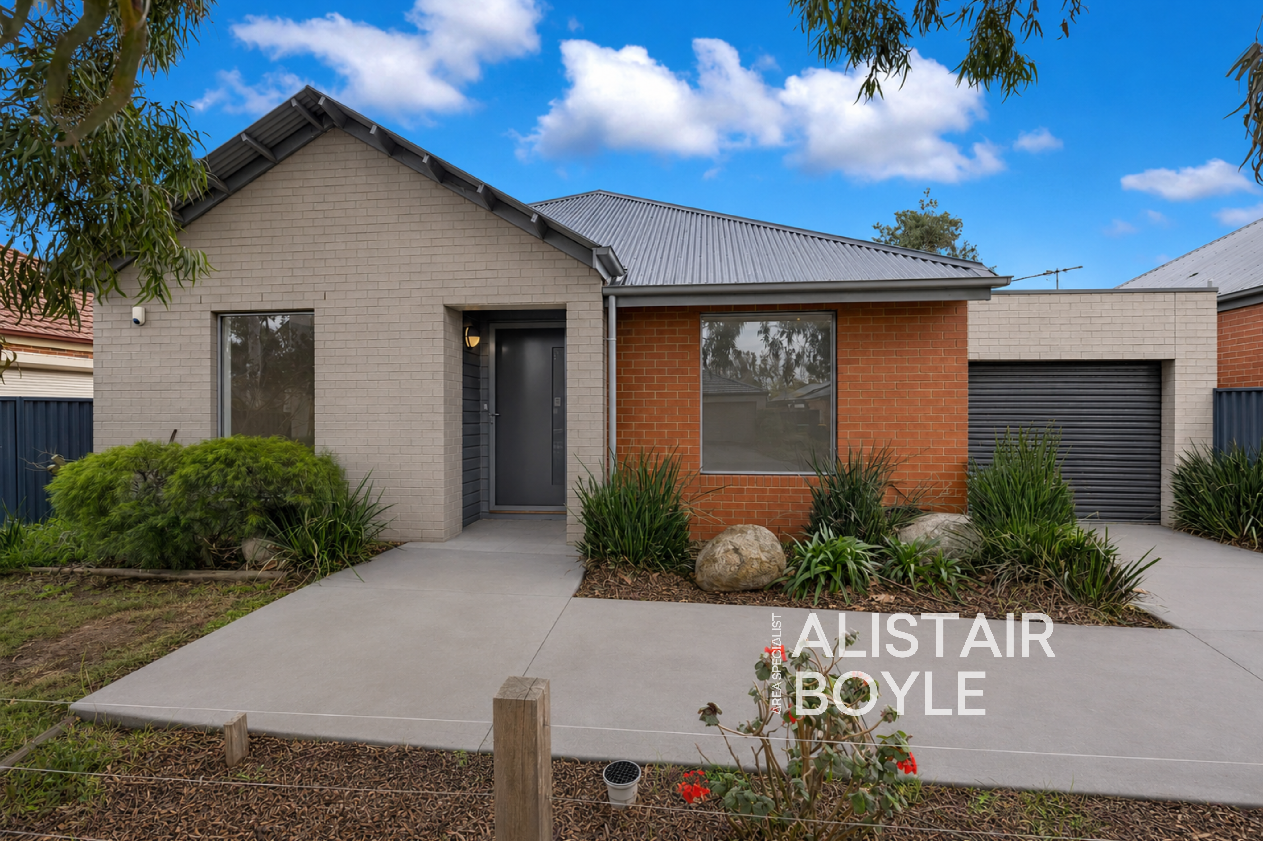 3 Paperbark Drive, Pakenham, Pakenham - Image 1