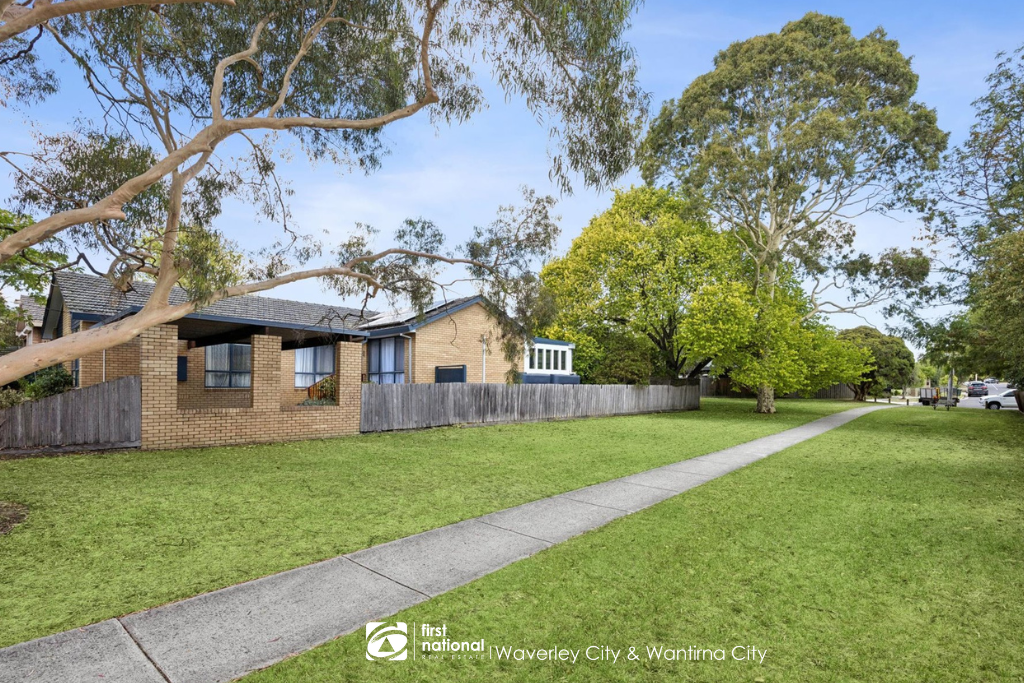 22 Lewis Street, Mount Waverley VIC 3149, Mount Waverley - Thumbnail 2