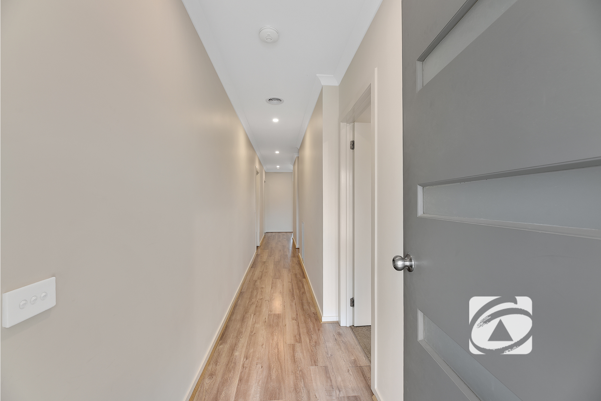 20 Pawell Circuit, Clyde North, VIC 3978, Clyde North - Thumbnail 2