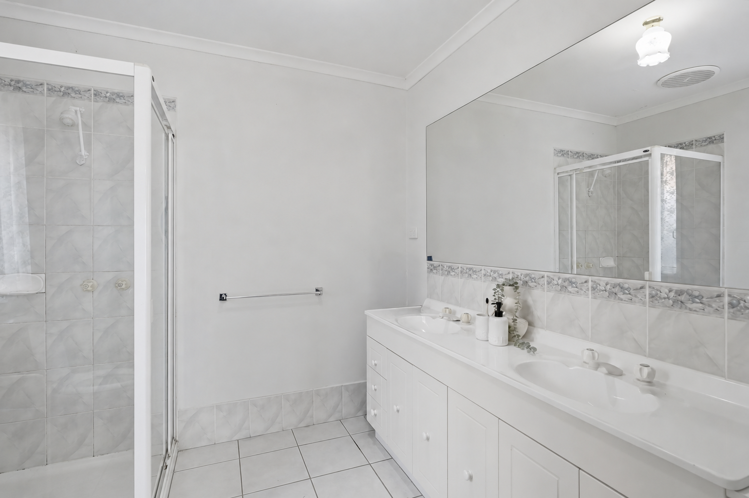 193 Halletts Way, Darley - Image 1
